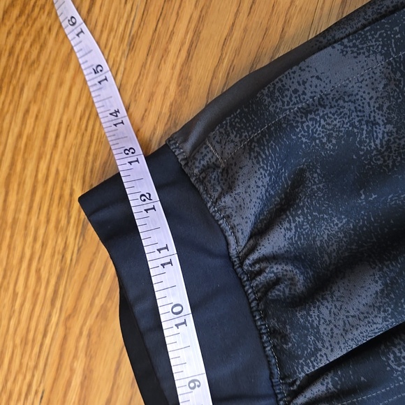 Under Armour Black/Grey Jogger Athletic Pants, Womens Small - Picture 4 of 9